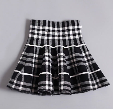 Black and White Plaid Skirt