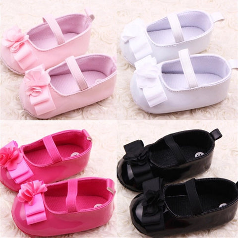Crib Shoes with Bow & Flower