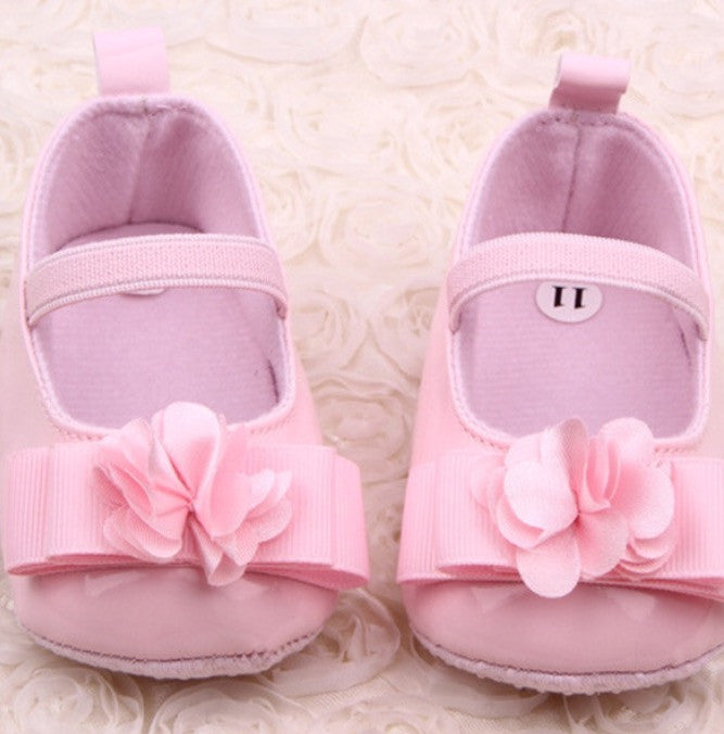 Crib Shoes with Bow & Flower